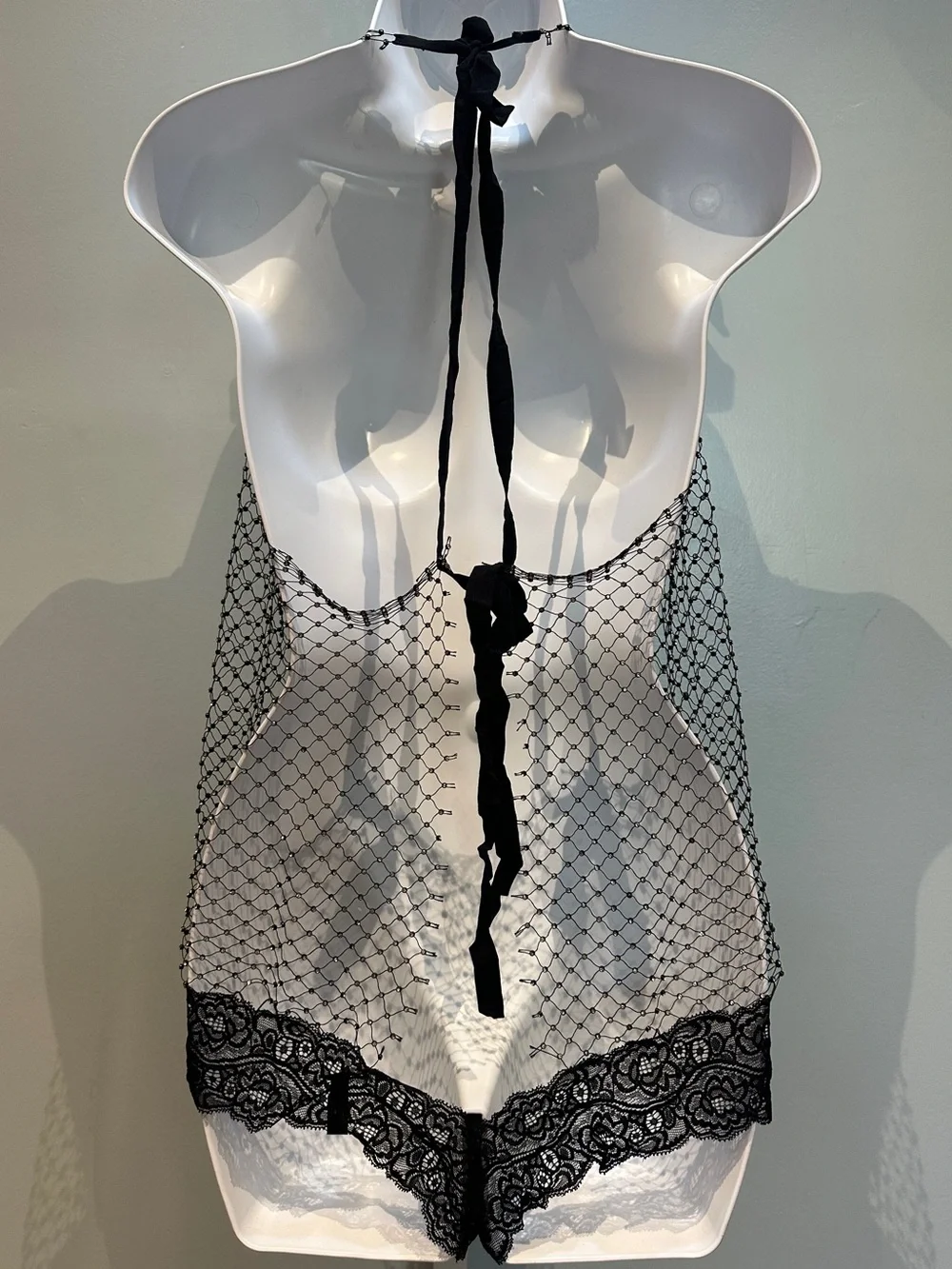 Yandy Fishnet Jewel Lingerie Large/XLarge - Picture 6 of 15